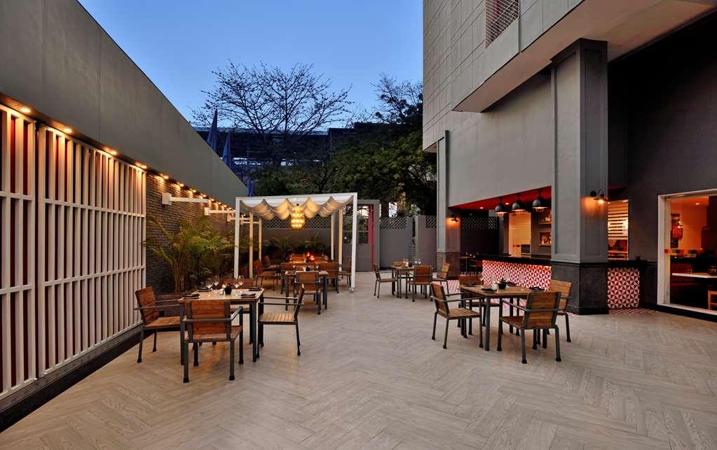 新德里拉吉帕特纳加尔丽柏酒店 餐厅 照片