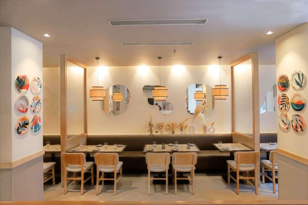 新德里拉吉帕特纳加尔丽柏酒店 餐厅 照片