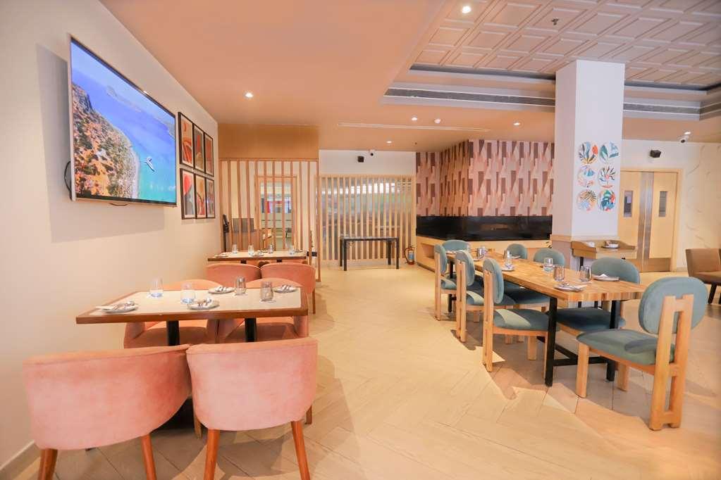 新德里拉吉帕特纳加尔丽柏酒店 餐厅 照片