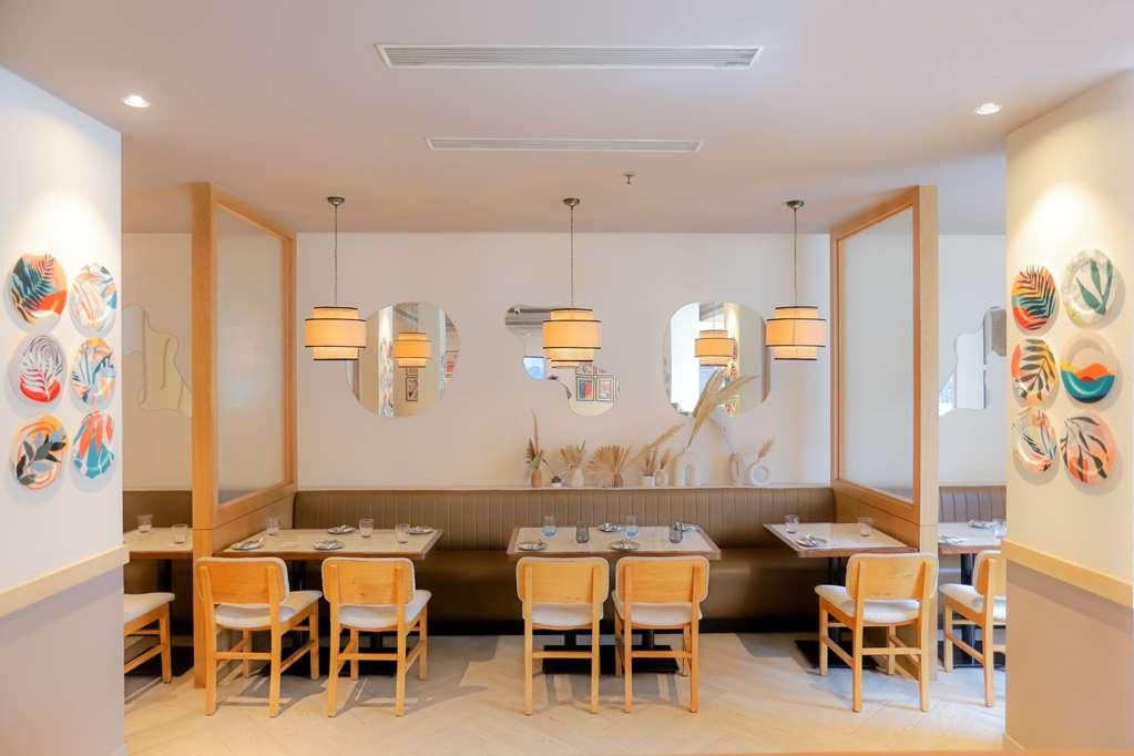 新德里拉吉帕特纳加尔丽柏酒店 餐厅 照片