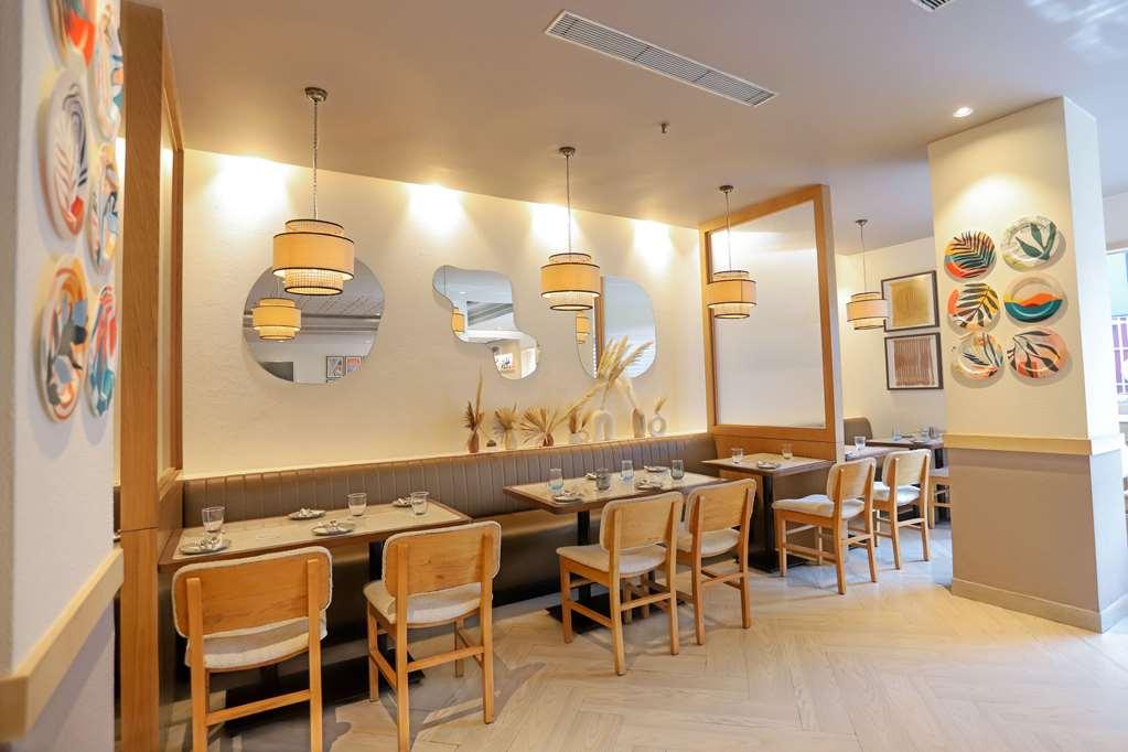 新德里拉吉帕特纳加尔丽柏酒店 餐厅 照片